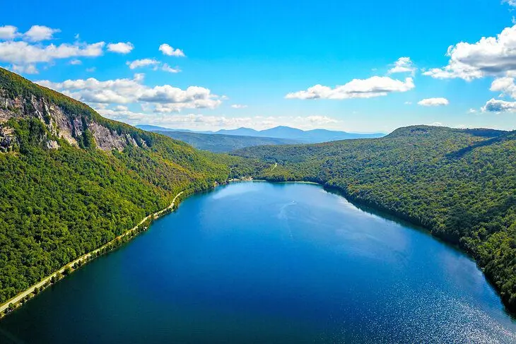 14 Top-Rated Hiking Trails in Vermont