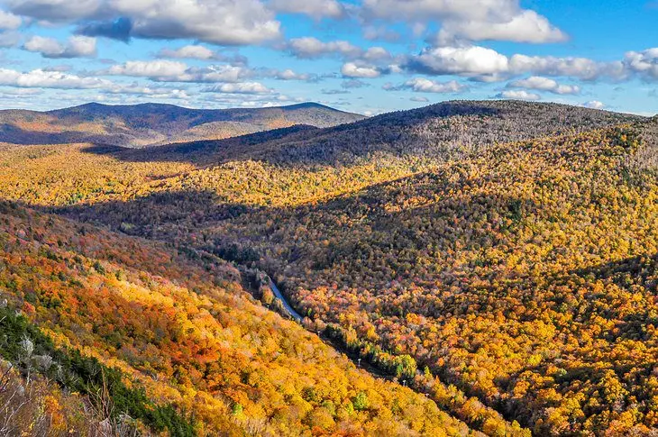 14 Top-Rated Hiking Trails in Vermont