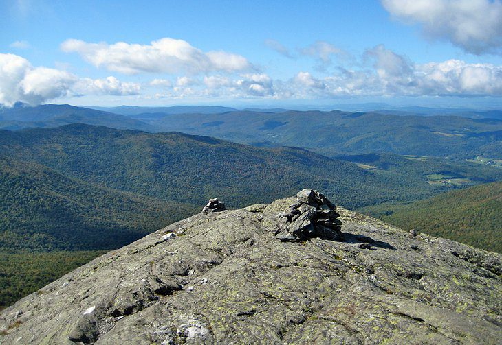 14 Top-Rated Hiking Trails in Vermont