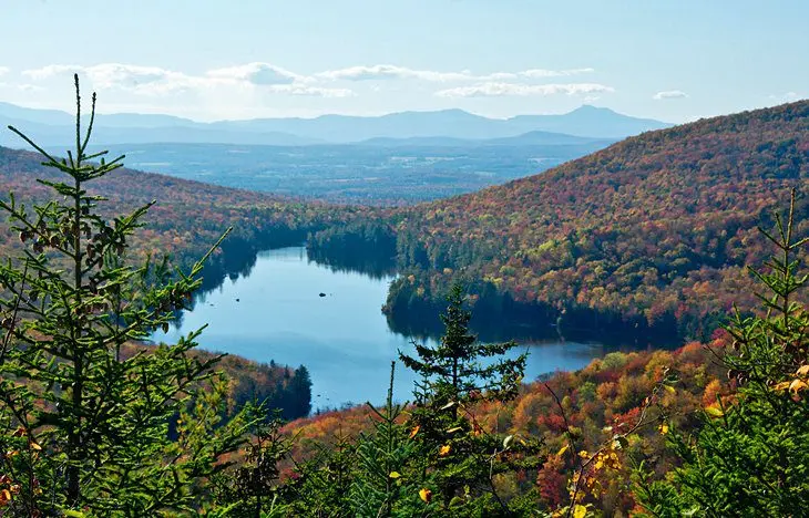 14 Top-Rated Hiking Trails in Vermont