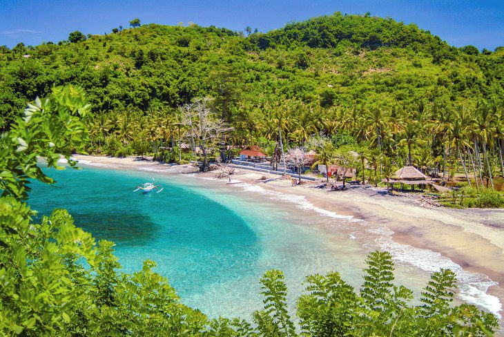 14 Top-Rated Islands in Indonesia