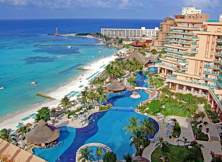 14 Top-Rated Resorts in Cancun for Families