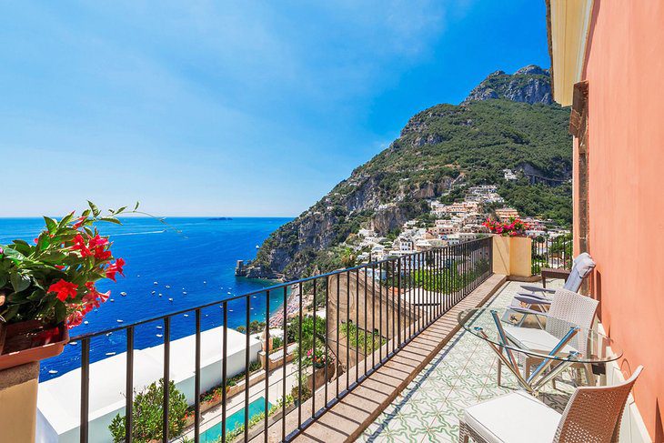 14 Top-Rated Resorts on the Amalfi Coast