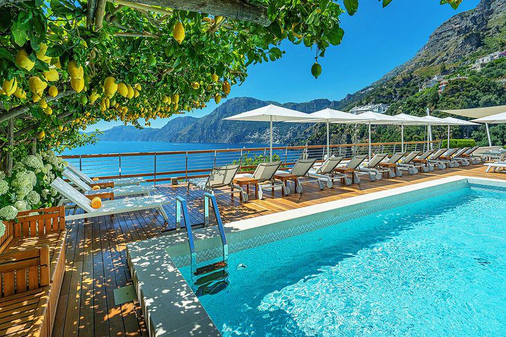 14 Top-Rated Resorts on the Amalfi Coast