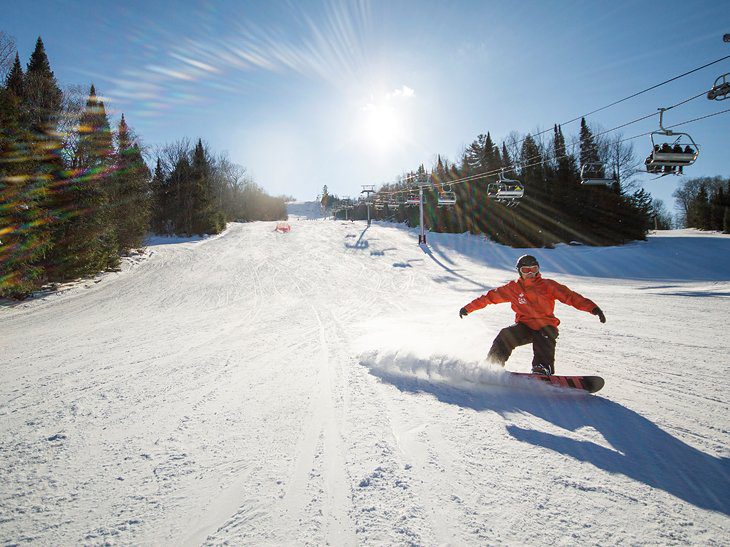 14 Top-Rated Ski Resorts in Ontario, 2023/24