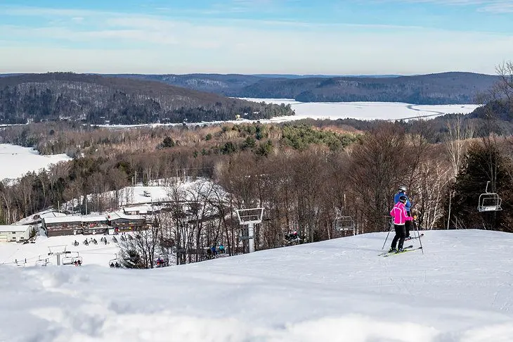 14 Top-Rated Ski Resorts in Ontario, 2023/24