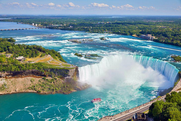 14 Top-Rated Waterfalls in Canada