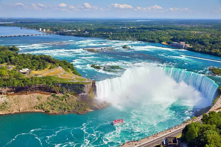 14 Top-Rated Waterfalls in Canada