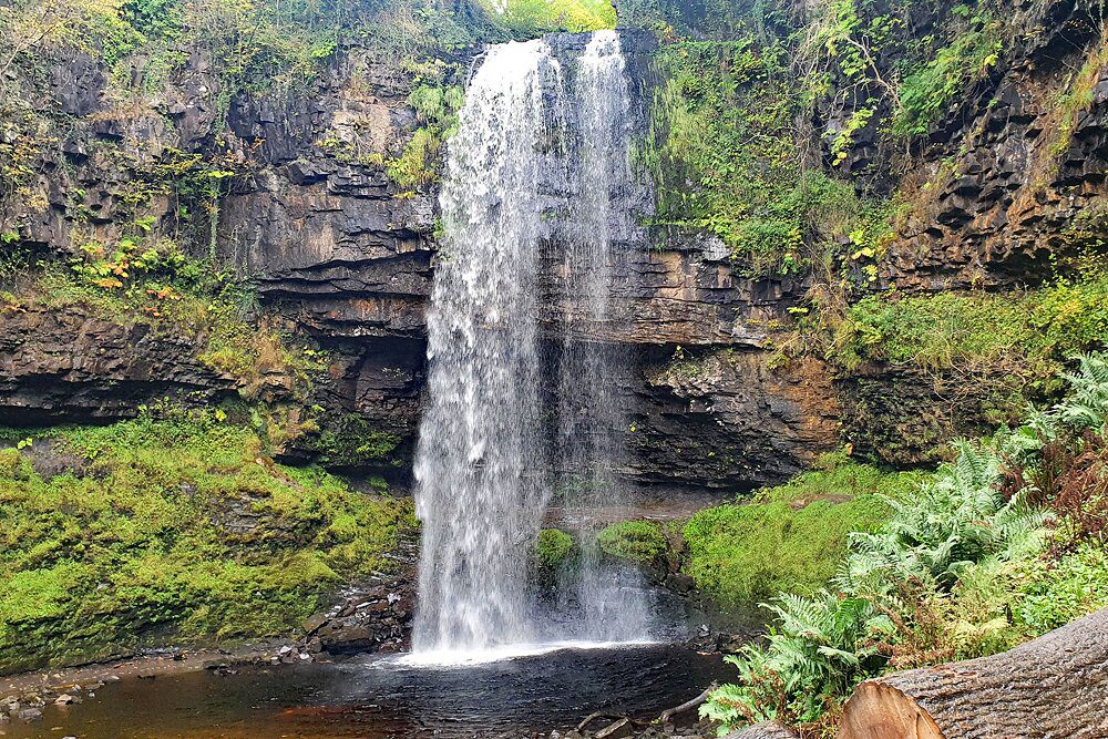 14 Top-Rated Waterfalls in Wales