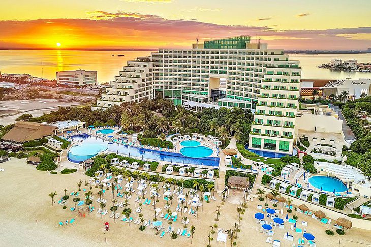 15 Best Resorts in Cancun