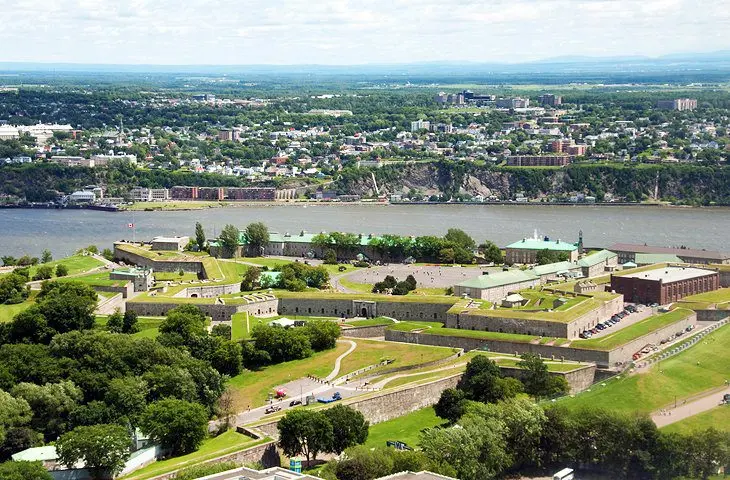 15 Top Attractions & Places to Visit in Québec City