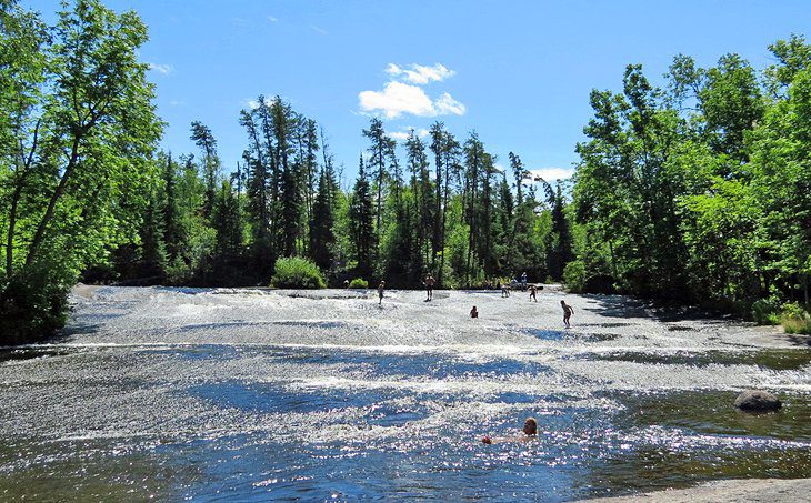 15 Top-Rated Attractions & Places to Visit in Manitoba