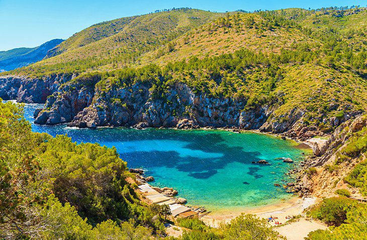 15 Top-Rated Beaches in Ibiza