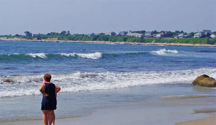 15 Top-Rated Beaches in Rhode Island