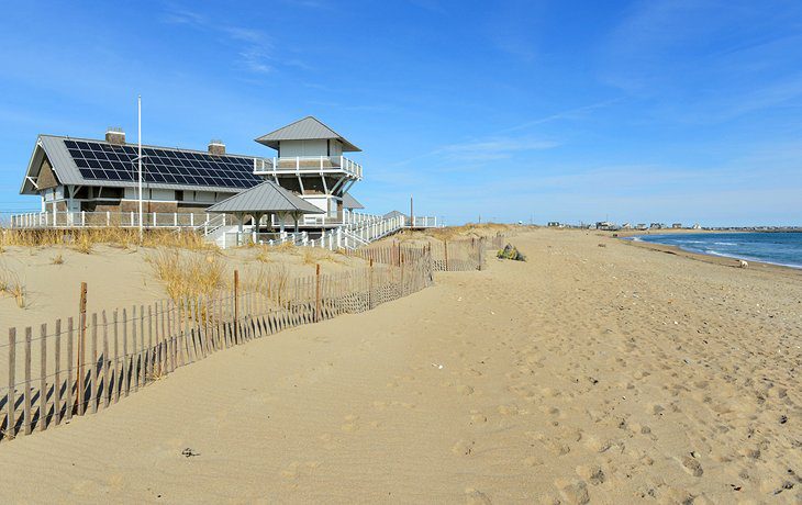 15 Top-Rated Beaches in Rhode Island