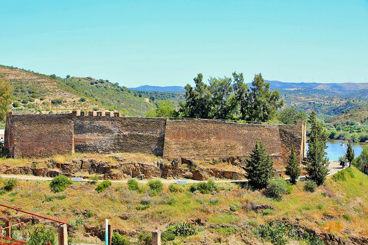 15 Top-Rated Castles in Portugal