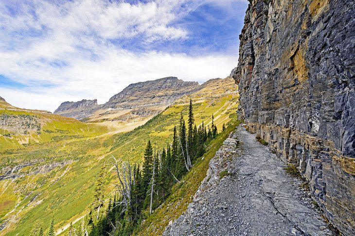 15 Top-Rated Hiking Trails in Glacier National Park, MT