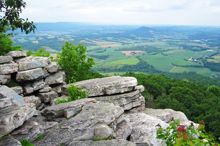 15 Top-Rated Hiking Trails in Pennsylvania