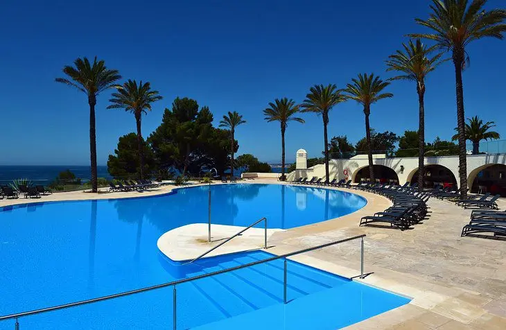 15 Top-Rated Holiday Resorts in the Algarve