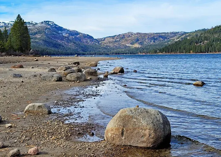 15 Top-Rated Lakes in California