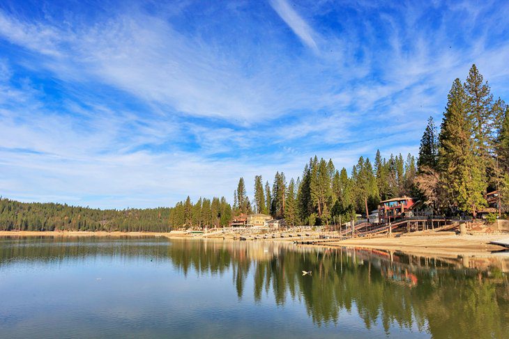 15 Top-Rated Lakes in California