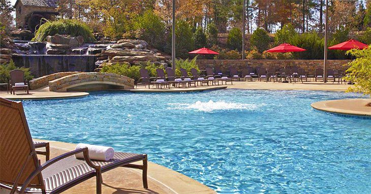 15 Top-Rated Resorts in Alabama