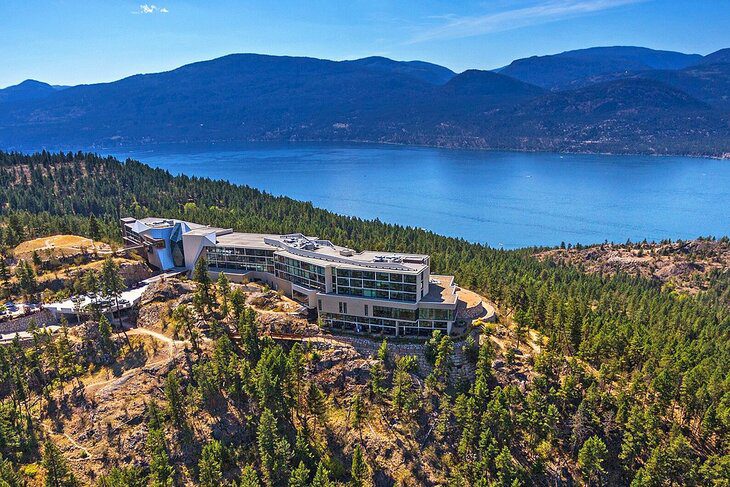 15 Top-Rated Resorts in British Columbia