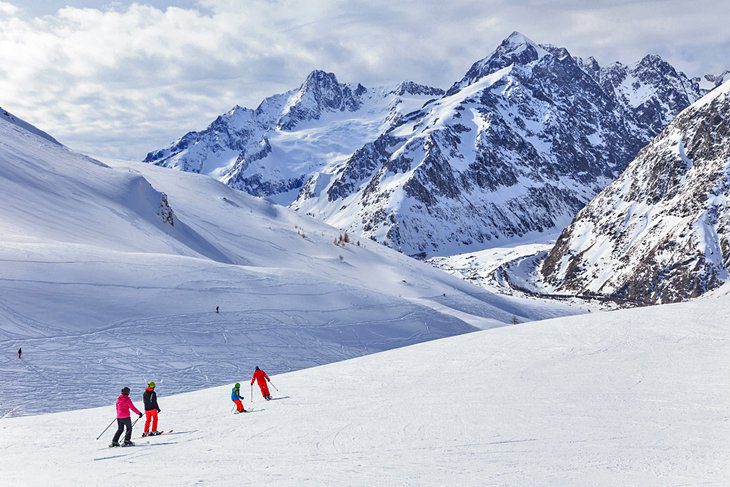 15 Top-Rated Ski Resorts in Europe, 2023/24