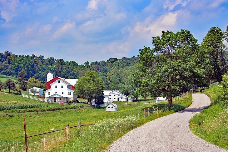 15 Top-Rated Small Towns in Ohio