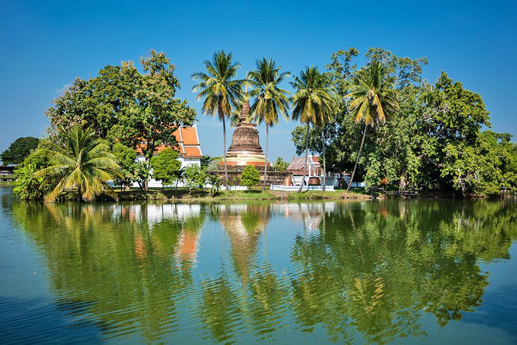 15 Top-Rated Tourist Attractions in Sukhothai