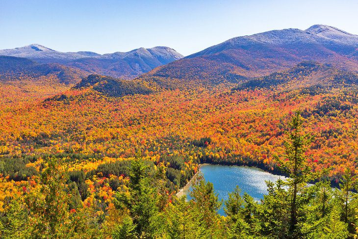 16 Best Drives to See Fall Foliage in New York