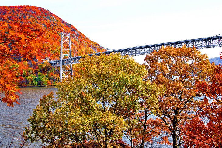 16 Best Drives to See Fall Foliage in New York