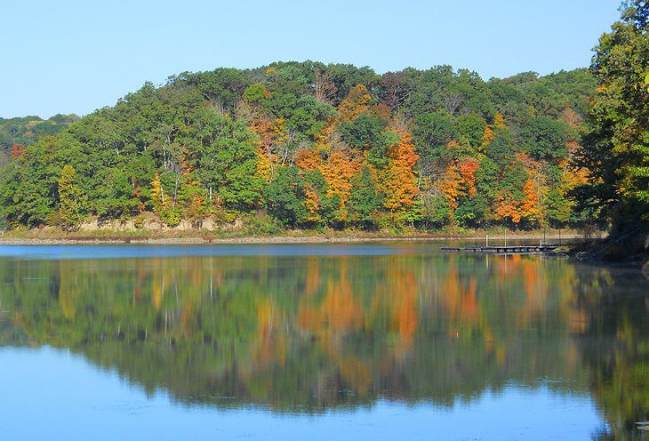 16 Best Lakes in Ohio: Swimming, Boating & Fishing