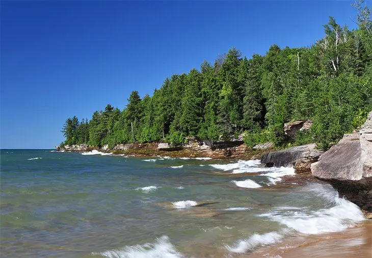 16 Best Lakes in Wisconsin