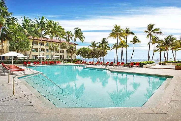 16 Best Resorts on the Beach in the Florida Keys