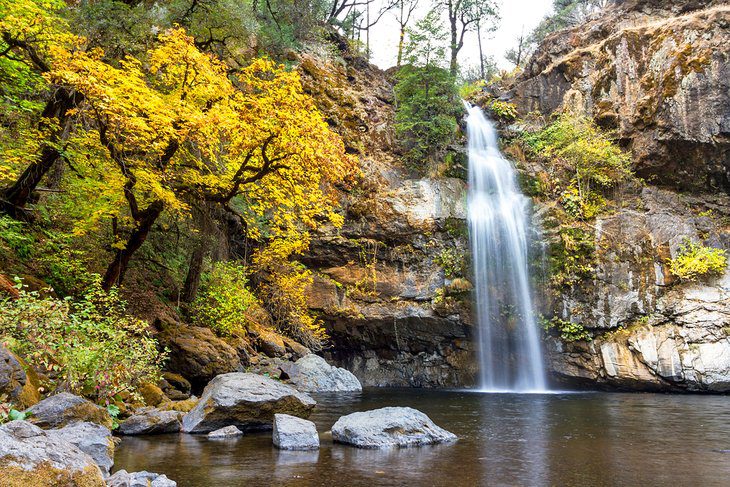 16 Best Waterfalls in California