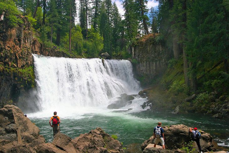 16 Best Waterfalls in California