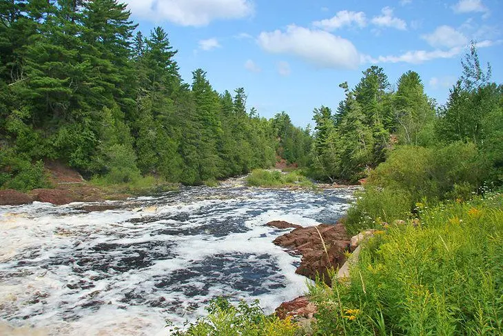 16 Best Waterfalls in Wisconsin