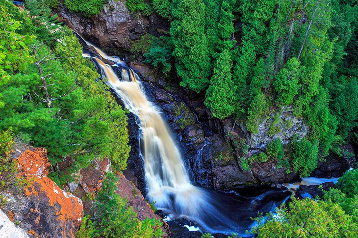 16 Best Waterfalls in Wisconsin