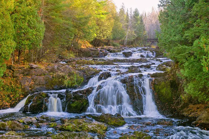 16 Best Waterfalls in Wisconsin