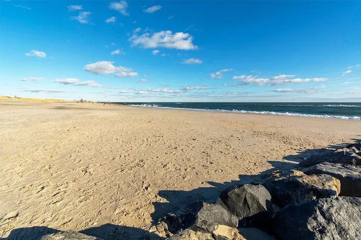 16 Top-Rated Beaches in New York City & Nearby