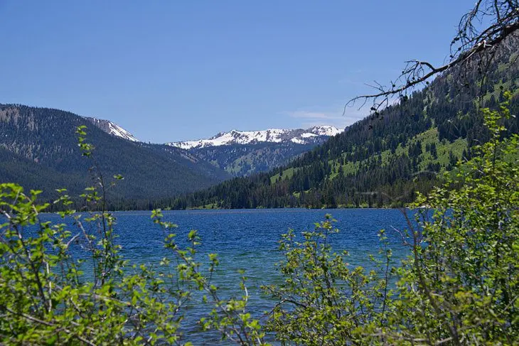 16 Top-Rated Lakes in Idaho