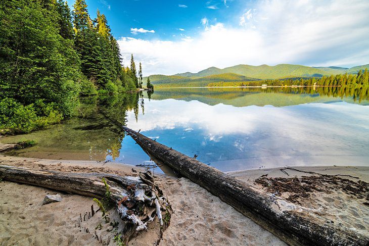 16 Top-Rated Lakes in Idaho