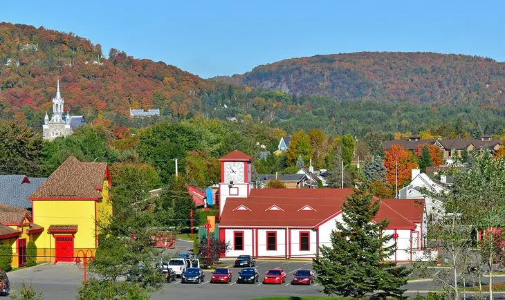 16 Top-Rated Small Towns in Canada