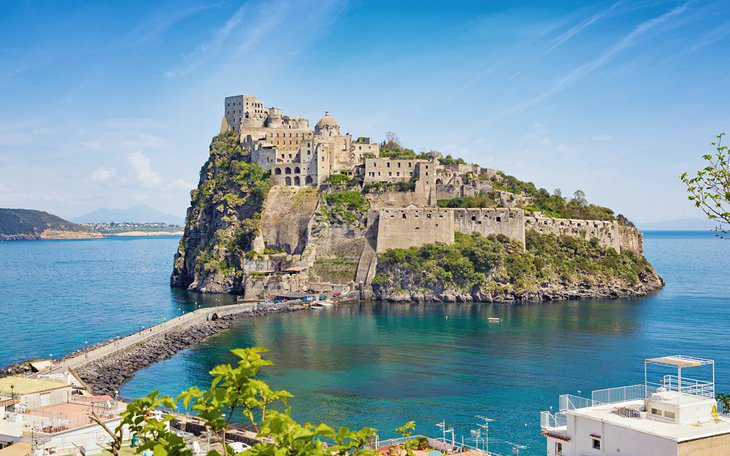 16 Top-Rated Tourist Attractions in Naples & Easy Day Trips