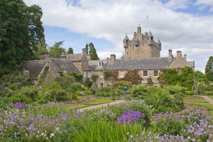 16 Top-Rated Tourist Attractions in the Scottish Highlands