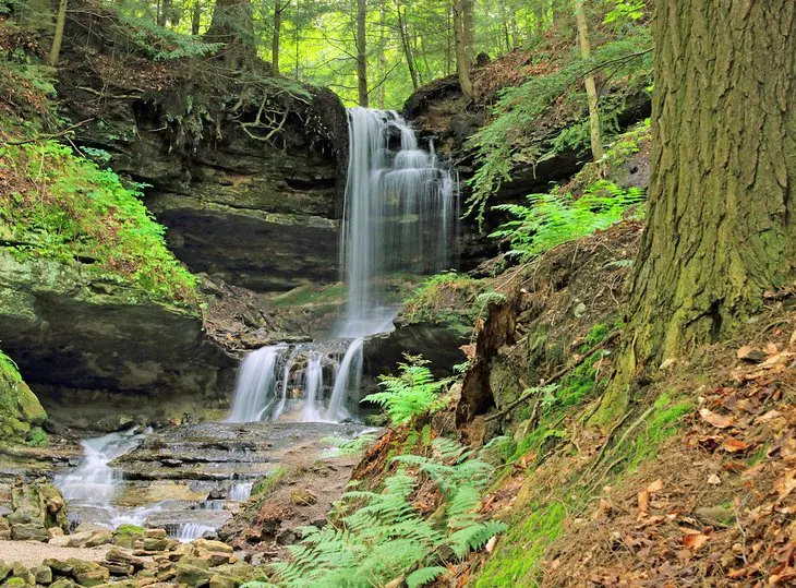 16 Top-Rated Waterfalls in Michigan