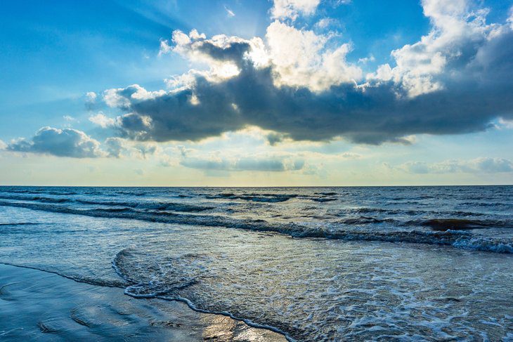 17 Best Beaches in Galveston, TX