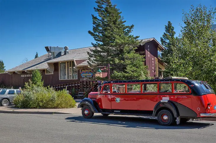 17 Best Places to Stay at Glacier National Park, MT