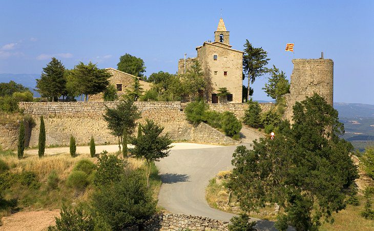 17 Best Places to Visit in Catalonia